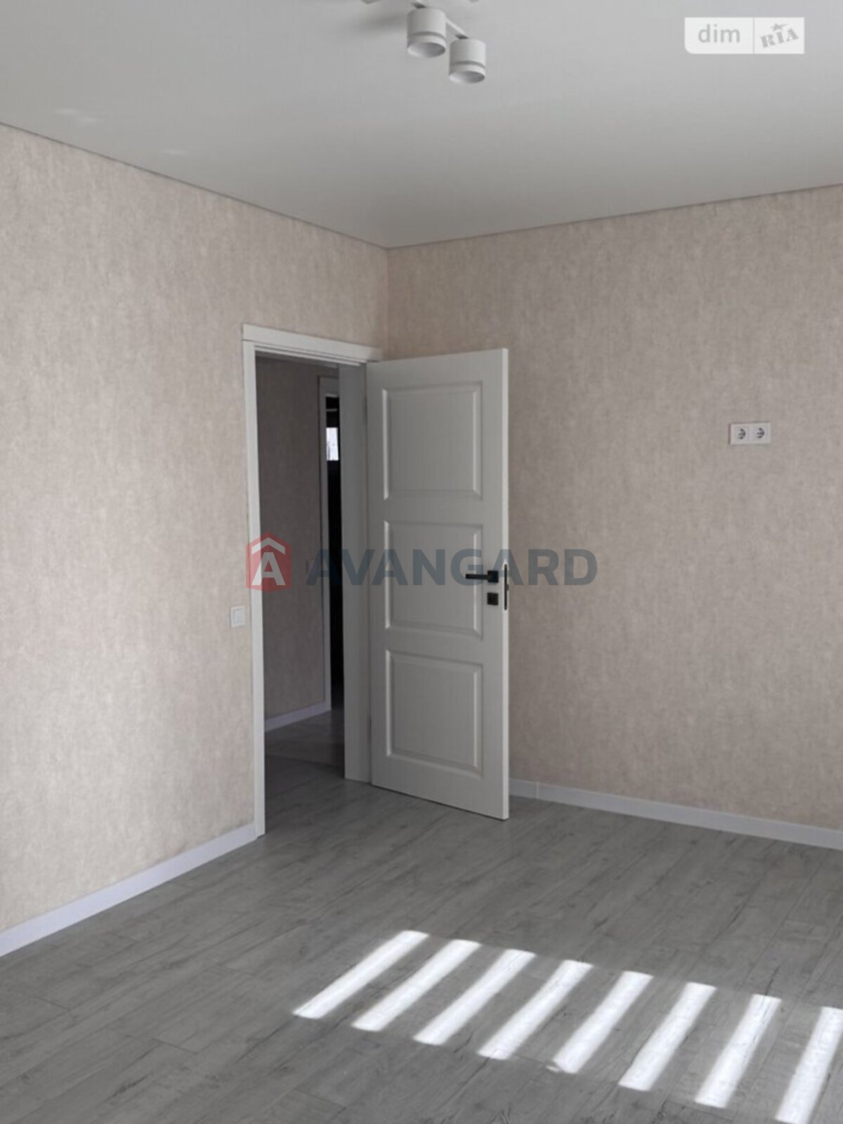 �������, 69 ��.�. ���� 13