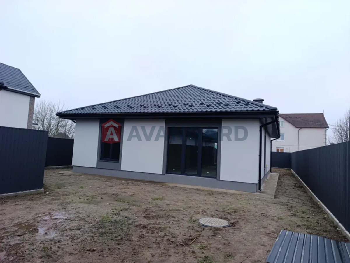 ���, 100 ��.�. ���� 5