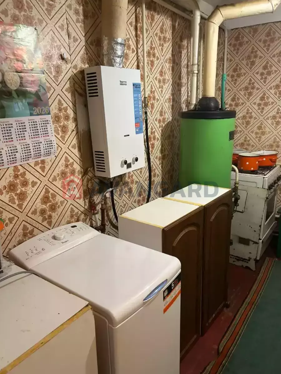 �������, 56 ��.�. ���� 10