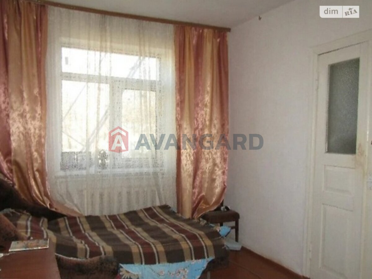 ����� ����, 44 ��.�. ���� 18