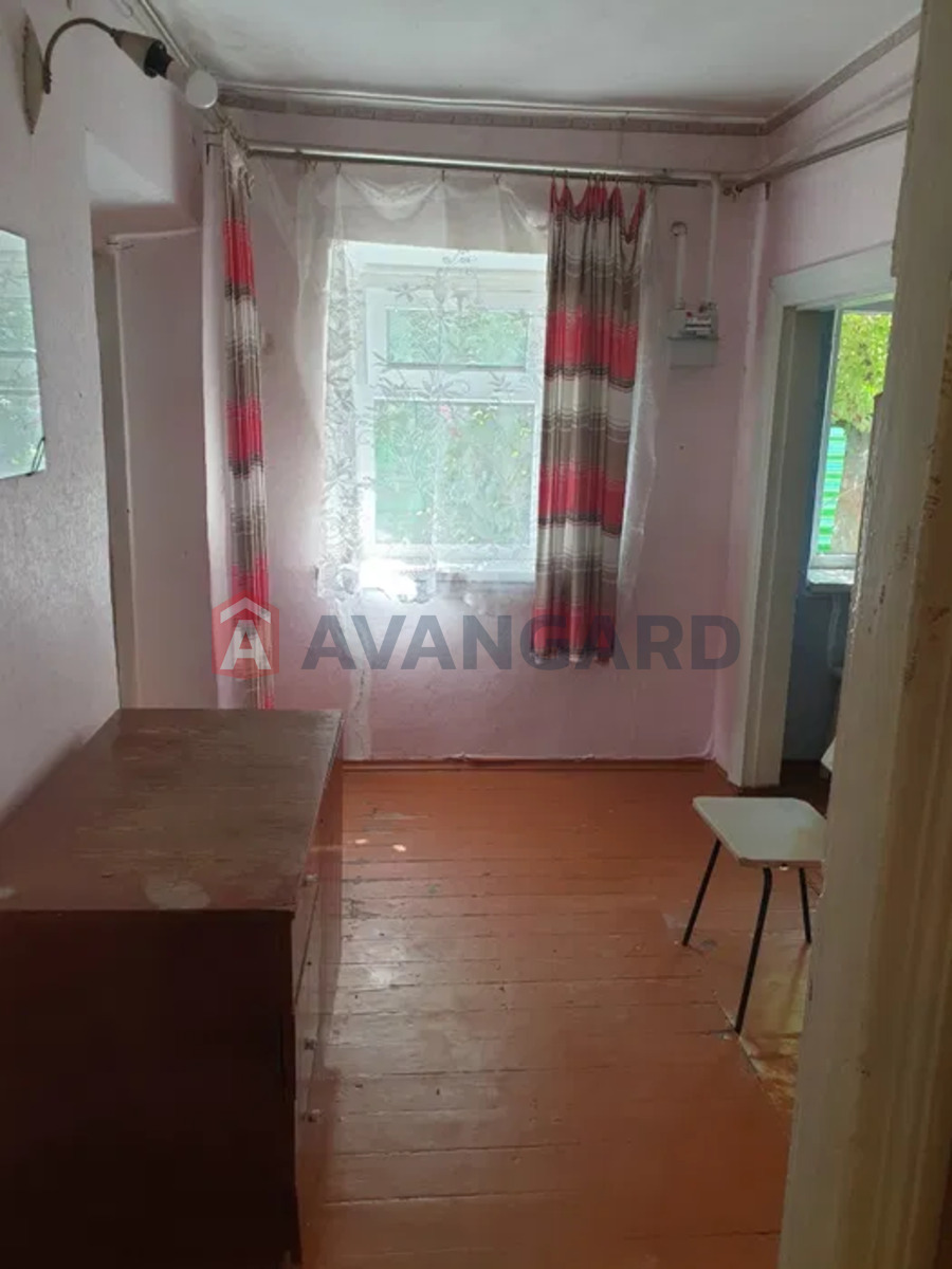 �������, 37 ��.�. ���� 8