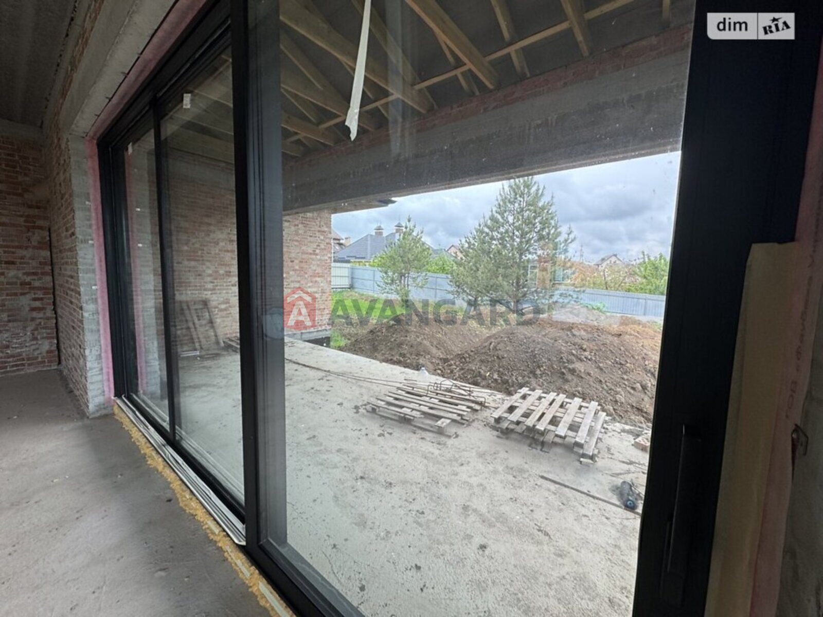 �������, 272 ��.�. ���� 30