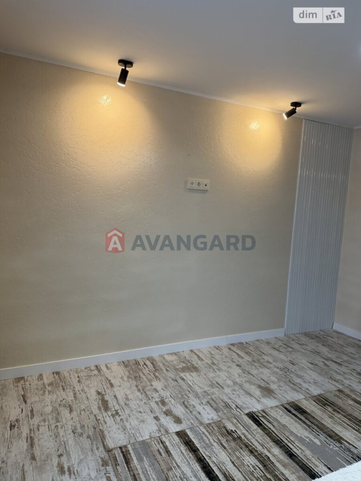 ��������, 76 ��.�. ���� 15