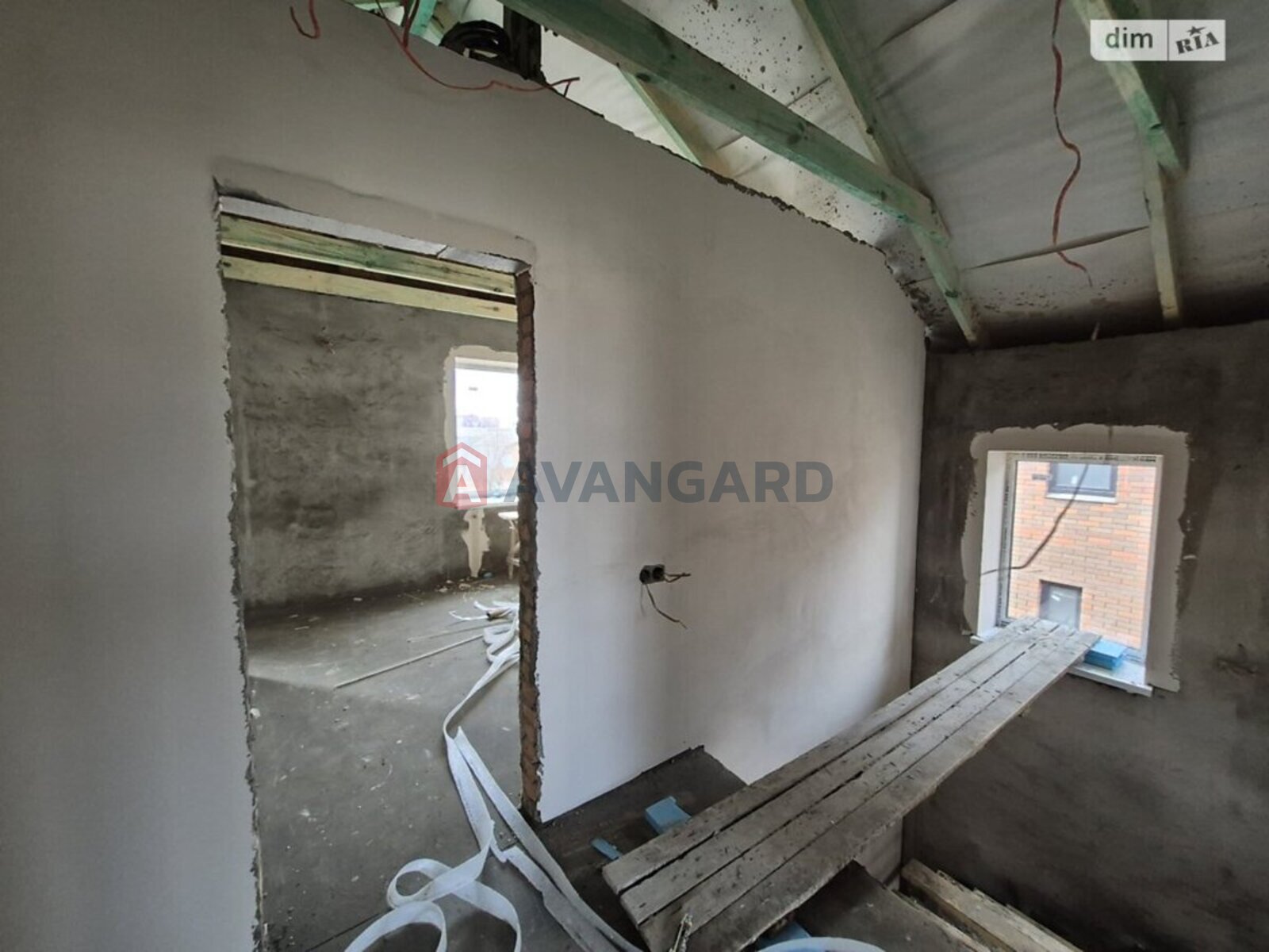 �������, 105 ��.�. ���� 18