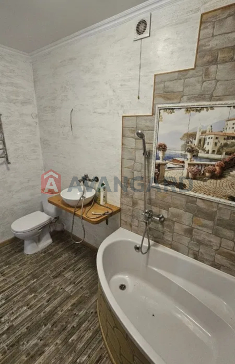 �������, 248 ��.�. ���� 9