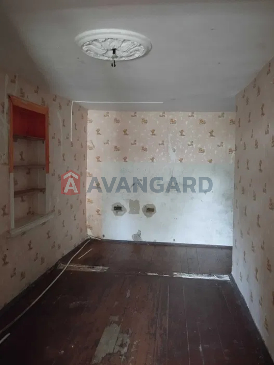 ������� �������, 85 ��.�. ���� 15