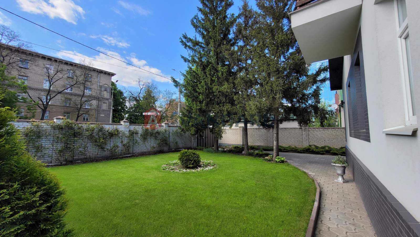 �������, 140 ��.�. ���� 1