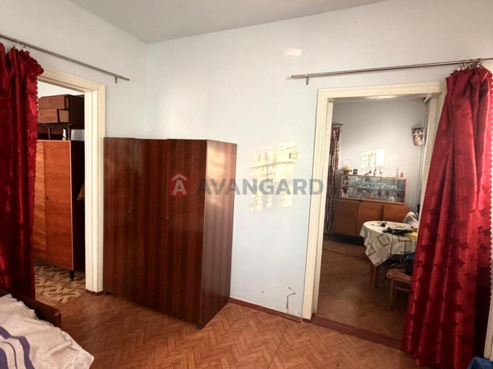 �������, 75 ��.�. ���� 14