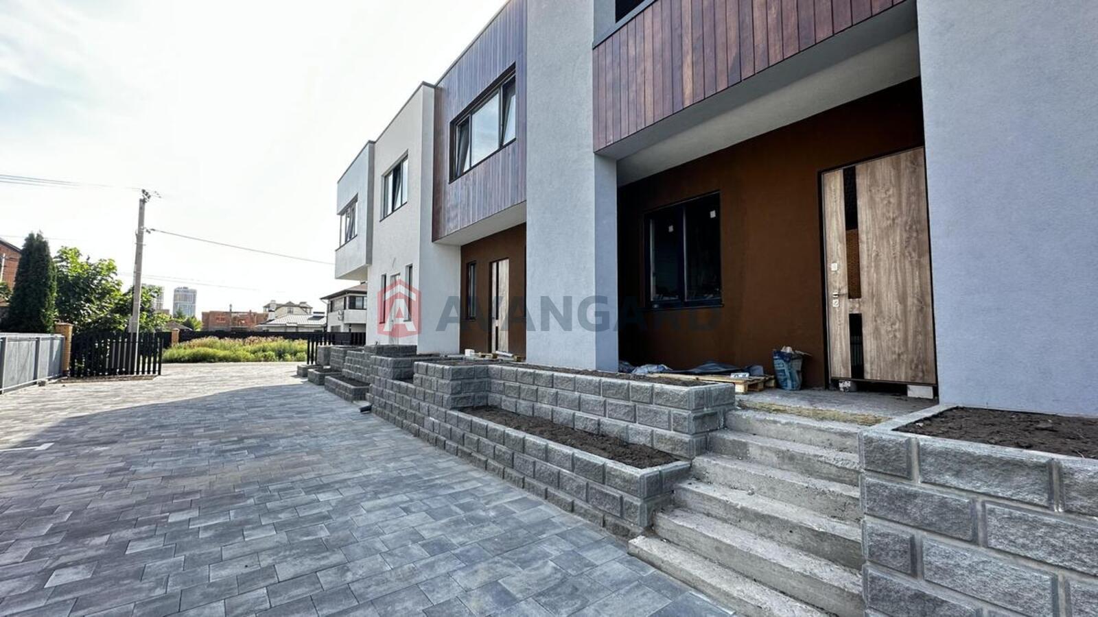 ��������, 170 ��.�. ���� 16