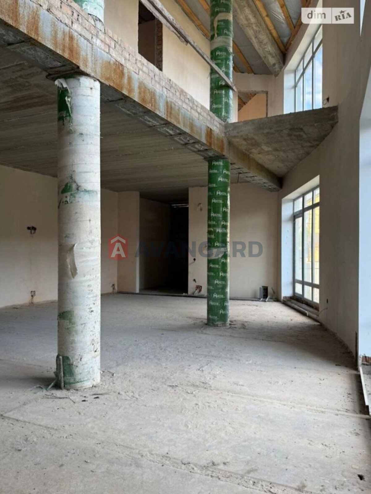 300 ��.�. ���� 8