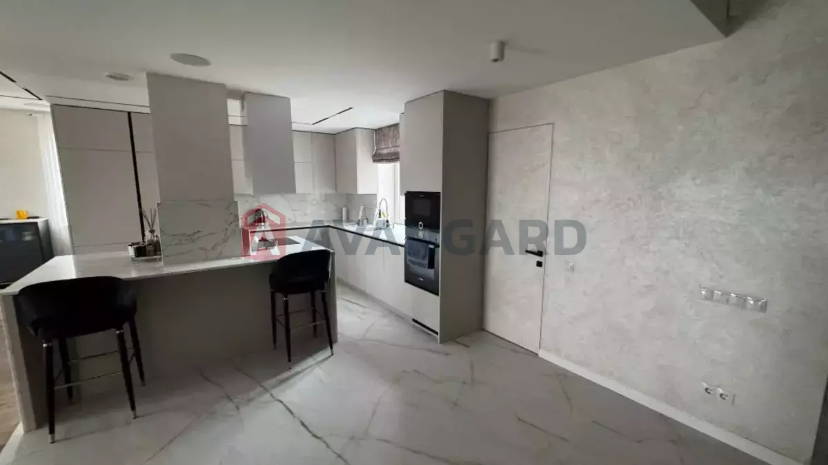 �������, 180 ��.�. ���� 21