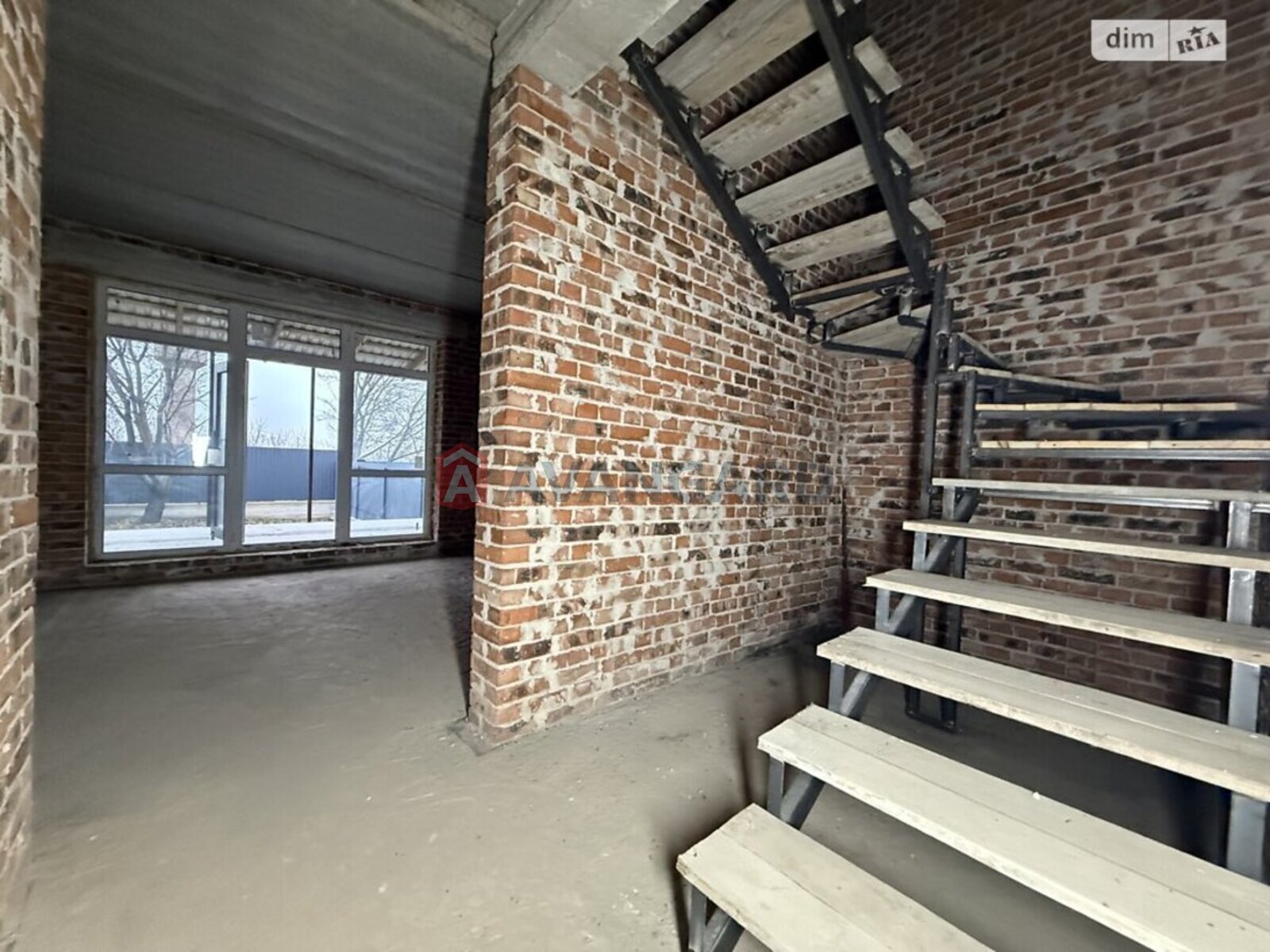 �������, 115 ��.�. ���� 10