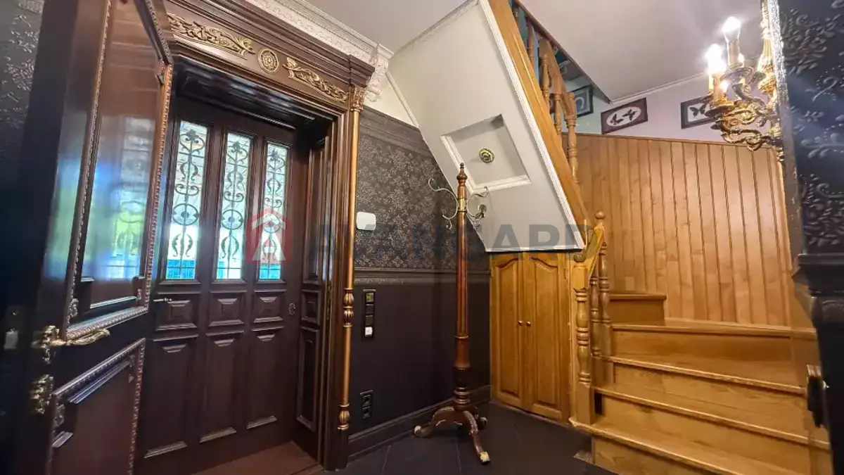 �������, 160 ��.�. ���� 15