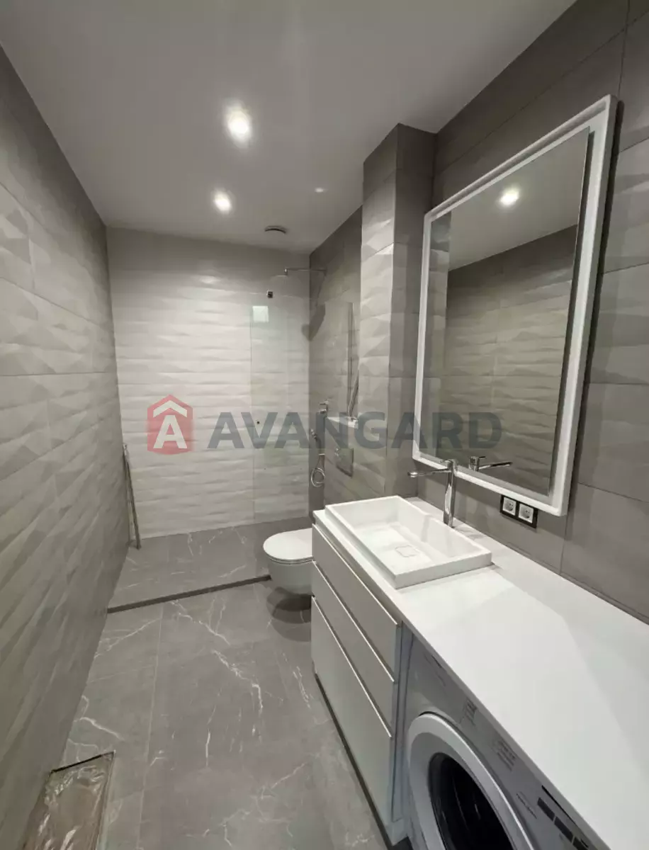 �������, 105 ��.�. ���� 18