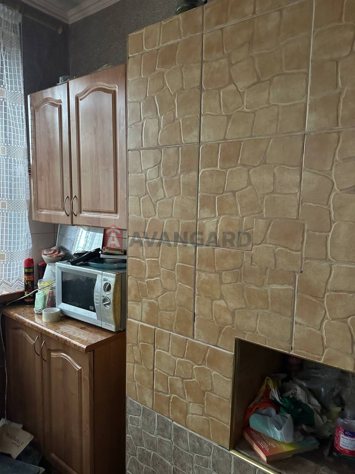 �������, 80 ��.�. ���� 19