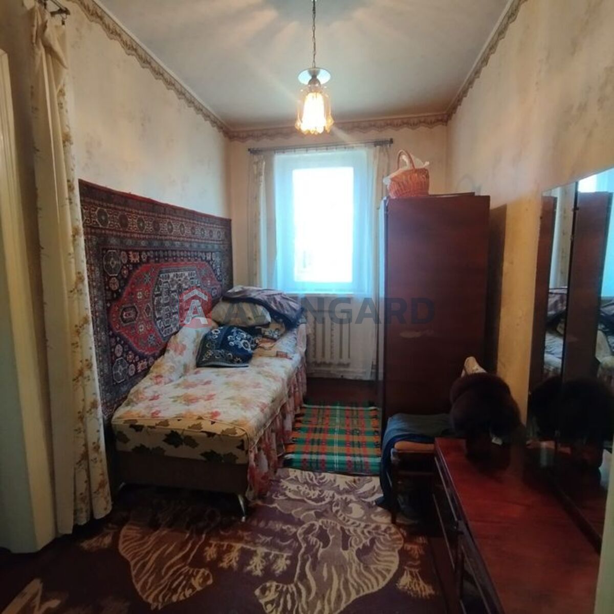 �������, 72 ��.�. ���� 8