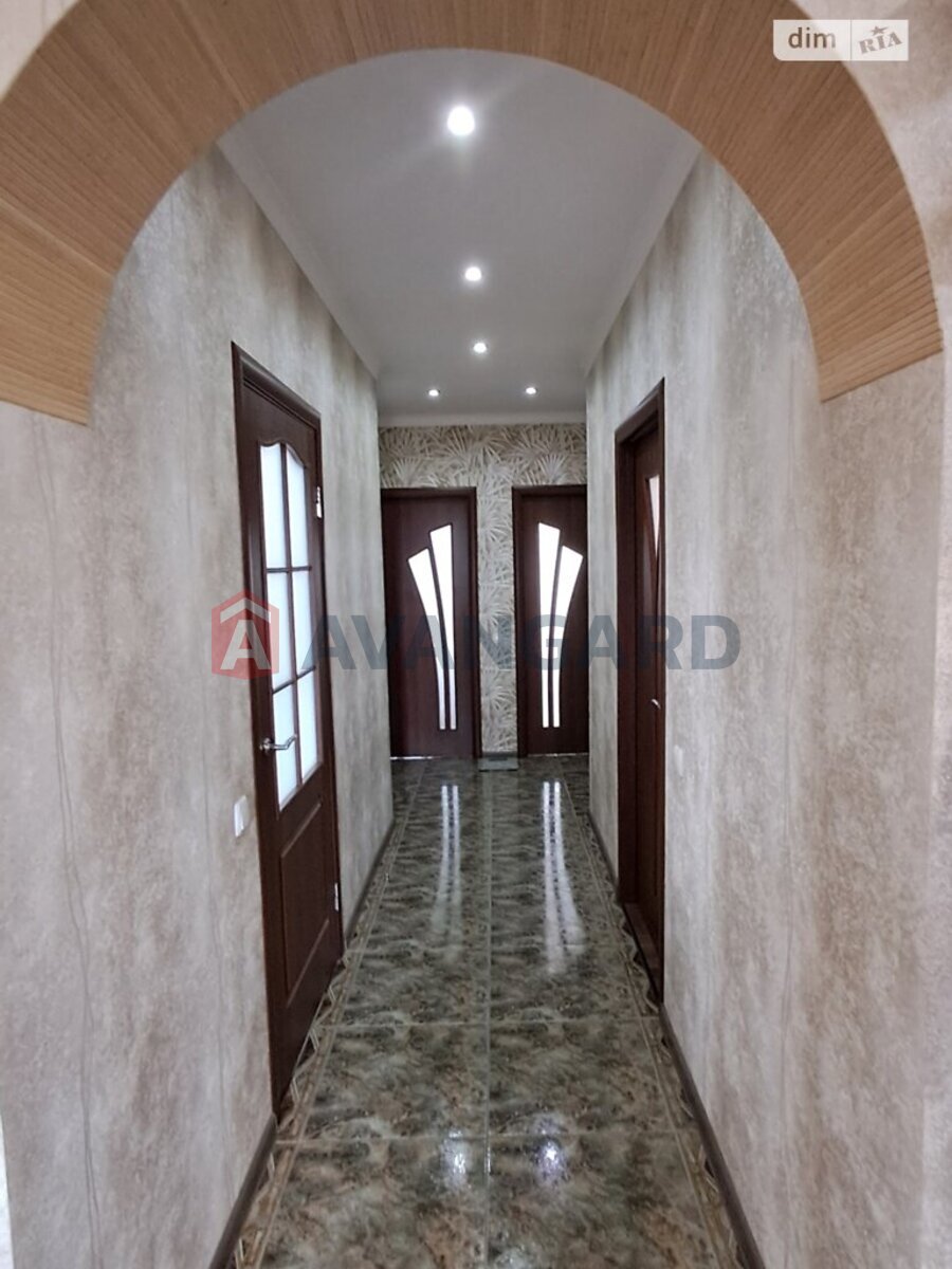 �������, 90 ��.�. ���� 10