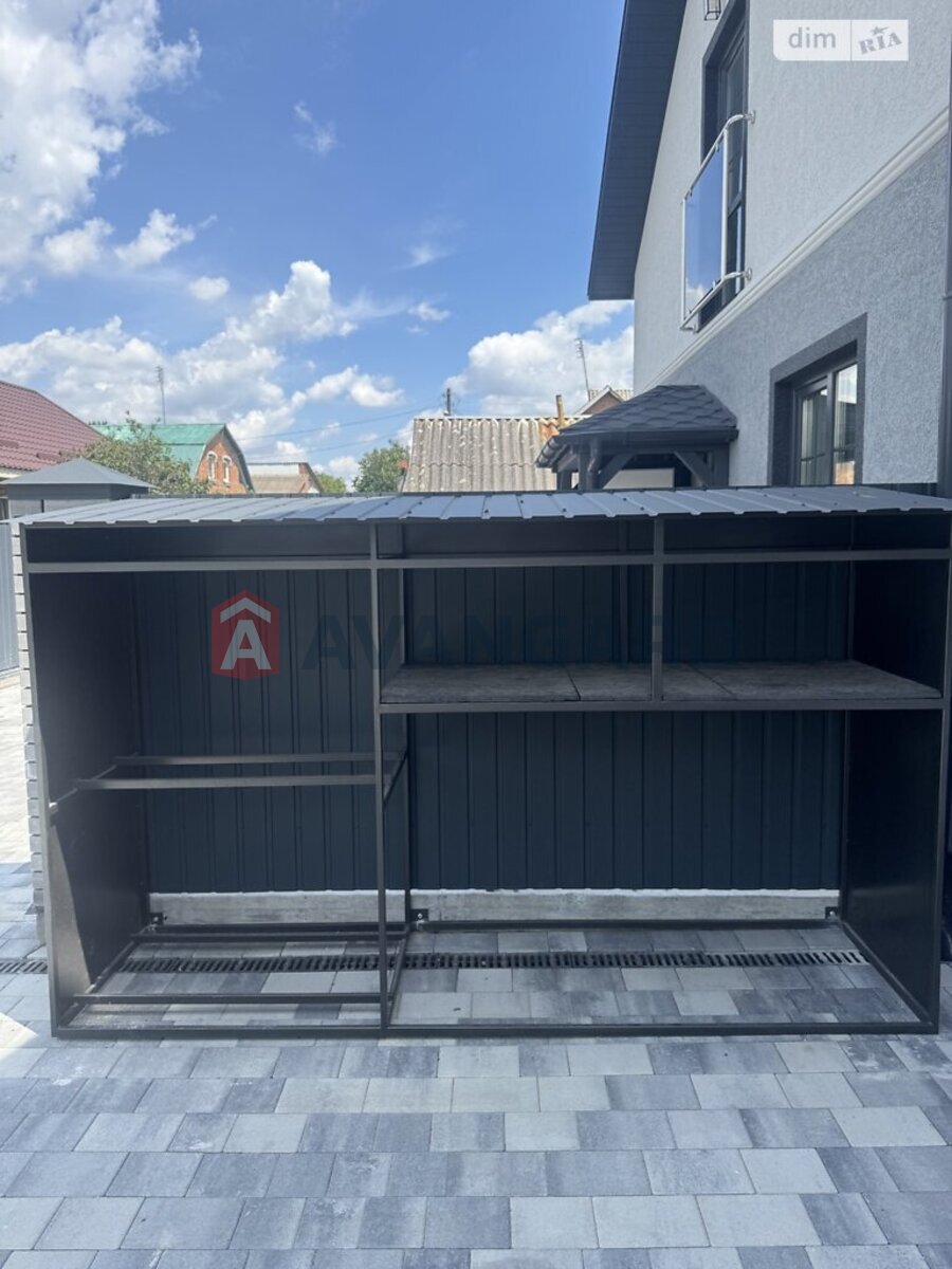 ��������, 104 ��.�. ���� 3