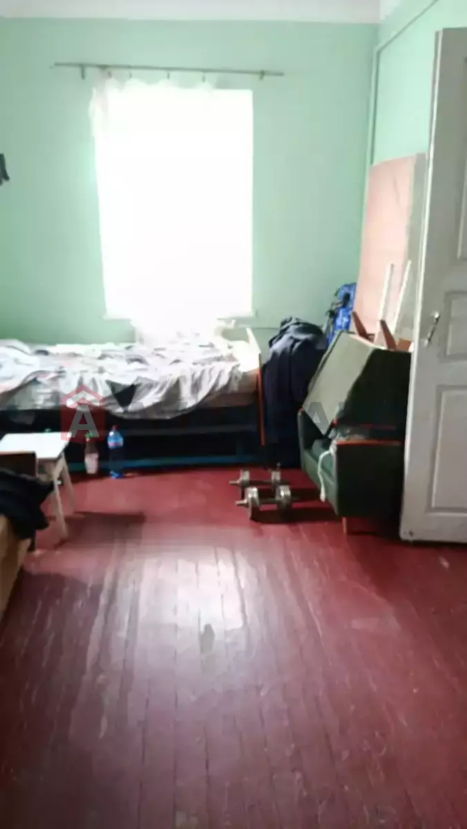 �������, 84 ��.�. ���� 10