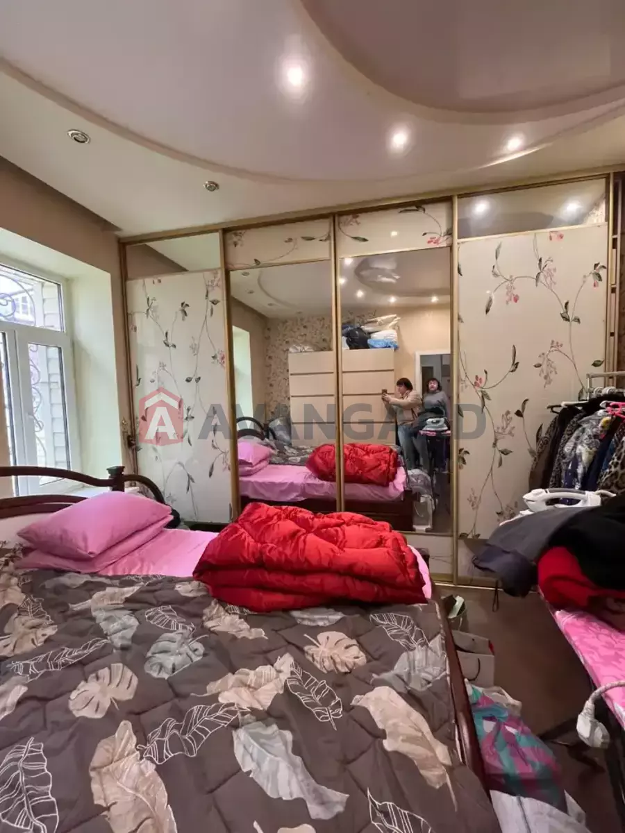 ������� �������, 65 ��.�. ���� 2