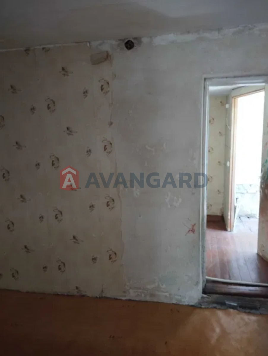 ������� �������, 85 ��.�. ���� 9