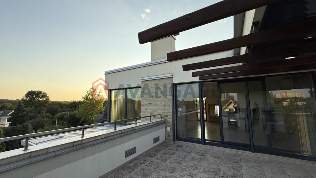 �������, 322 ��.�. ���� 1