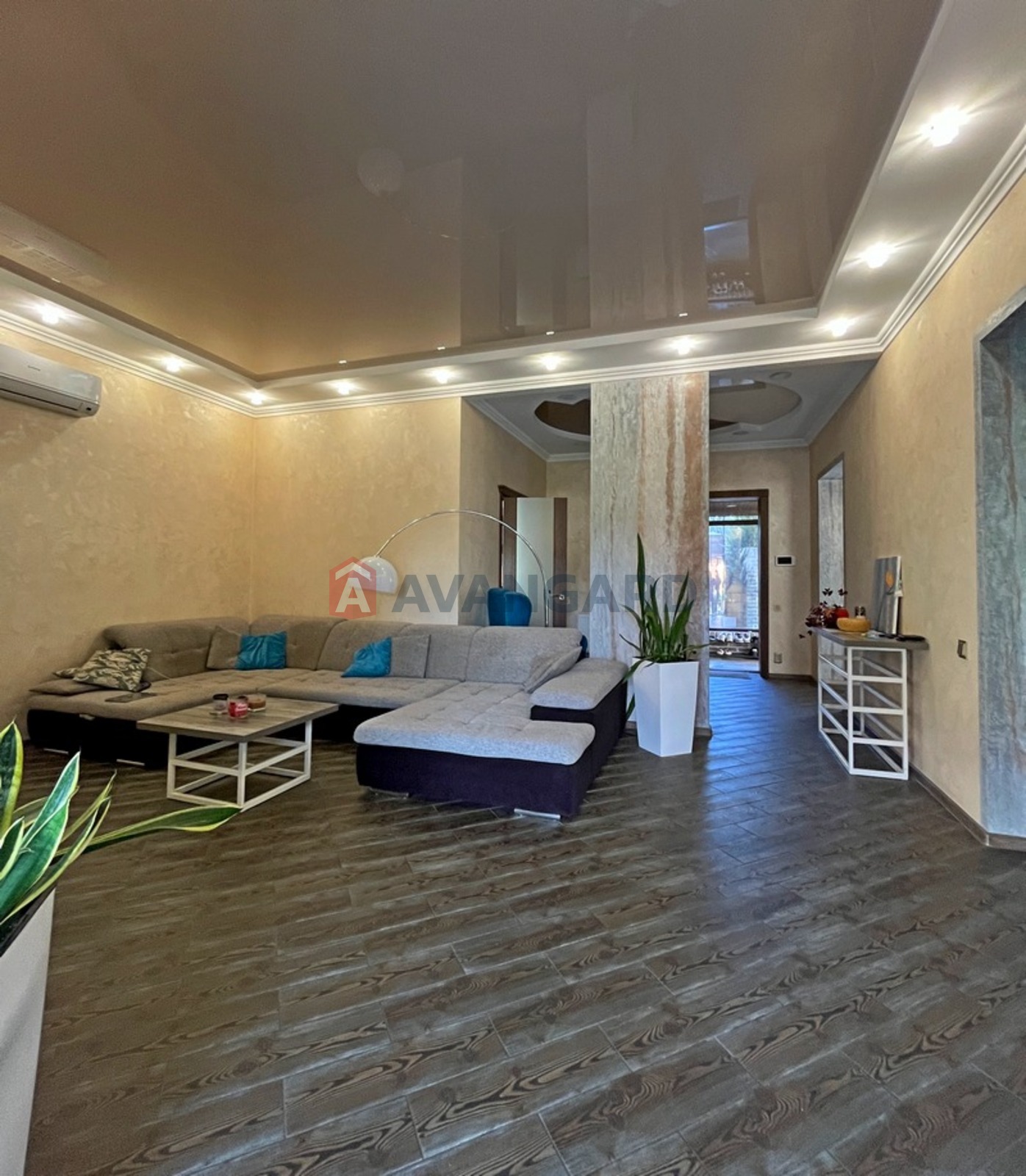 �������, 150 ��.�. ���� 4