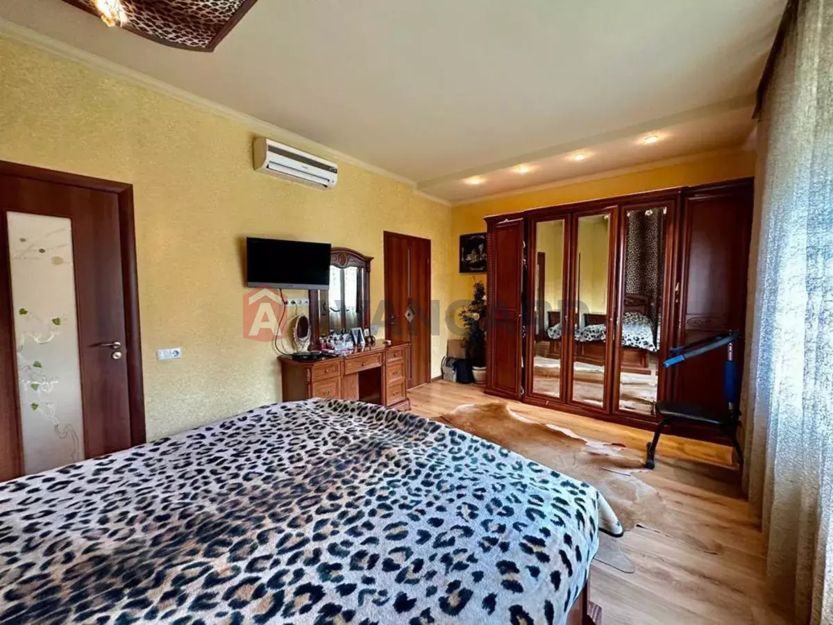 �������, 287 ��.�. ���� 7