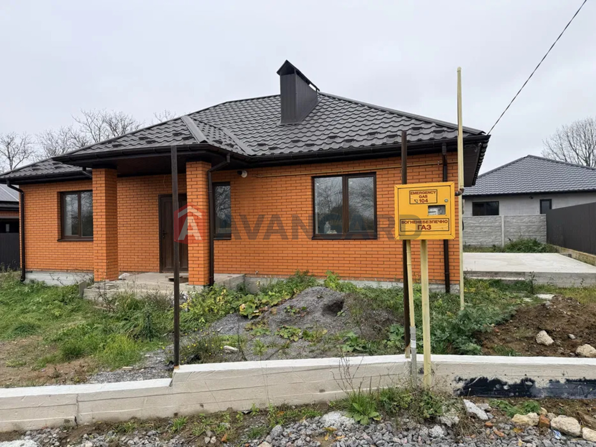 ���, 100 ��.�. ���� 2