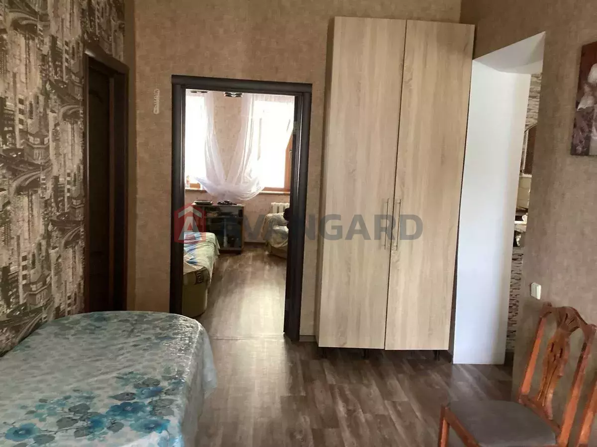 ���, 80 ��.�. ���� 3