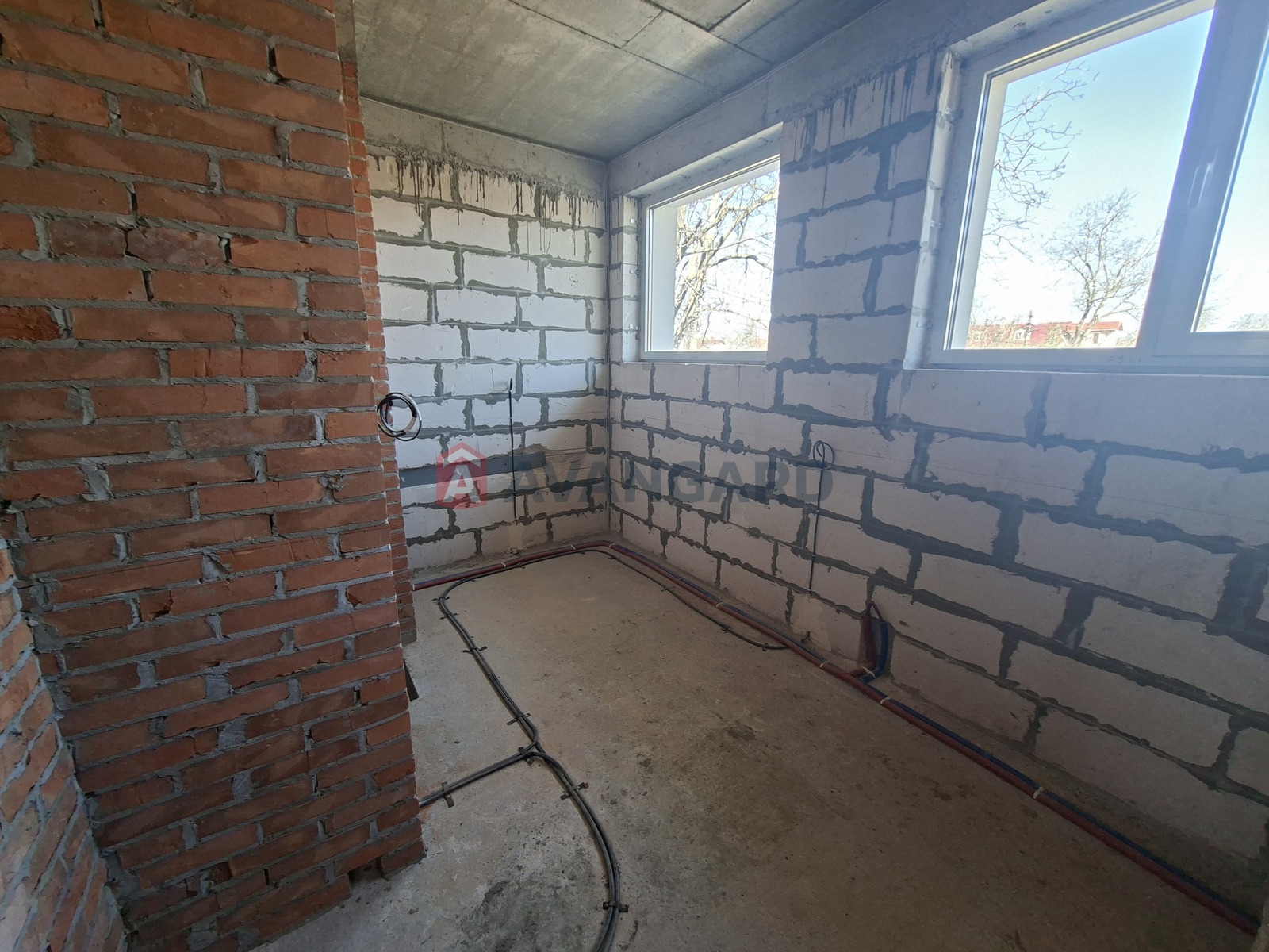 �������, 182 ��.�. ���� 9