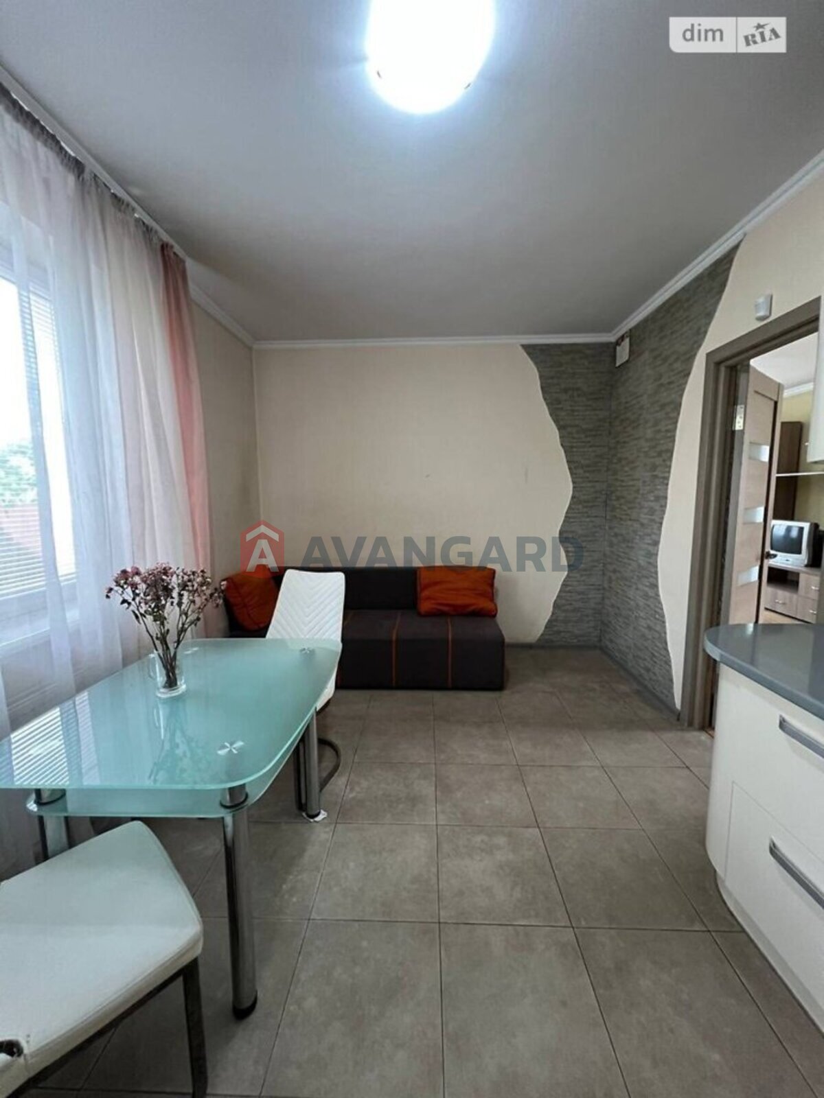 �������, 134 ��.�. ���� 8