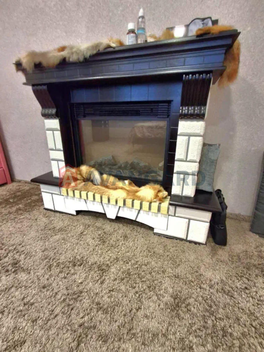 �������, 280 ��.�. ���� 10