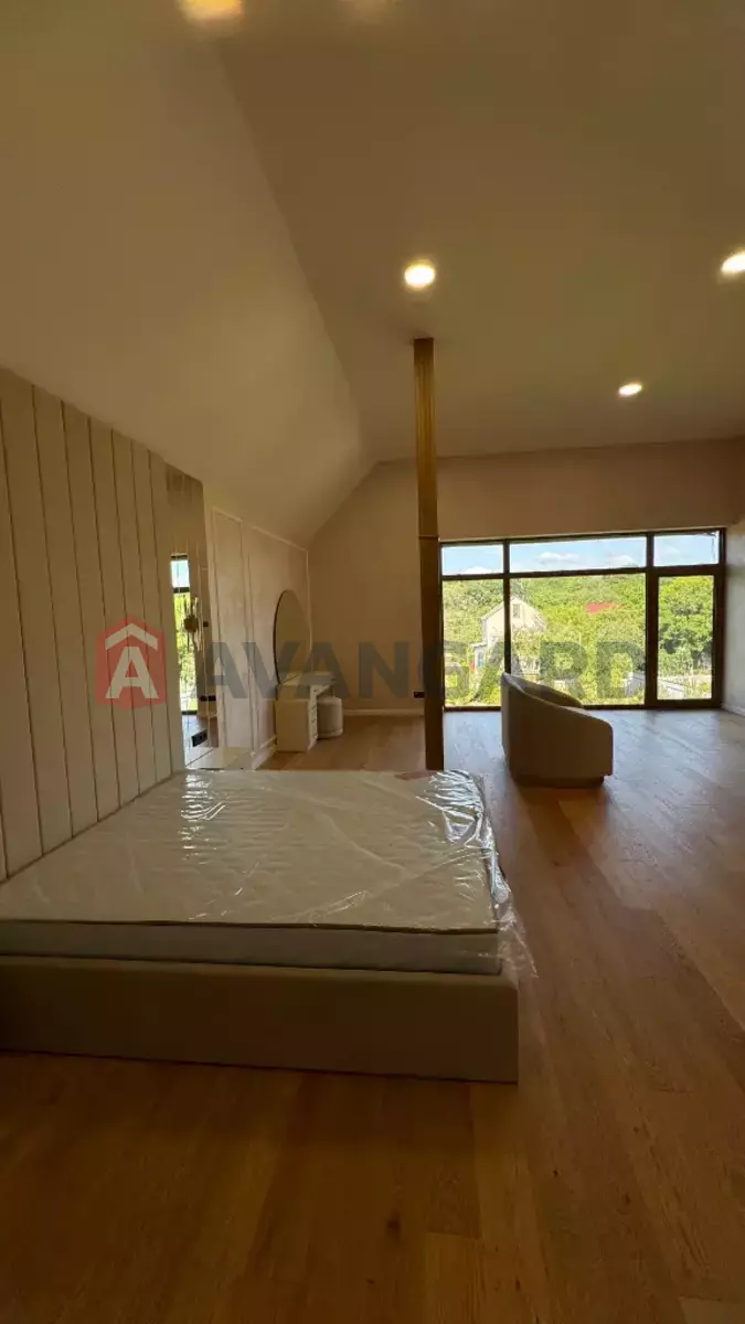 �������, 270 ��.�. ���� 7