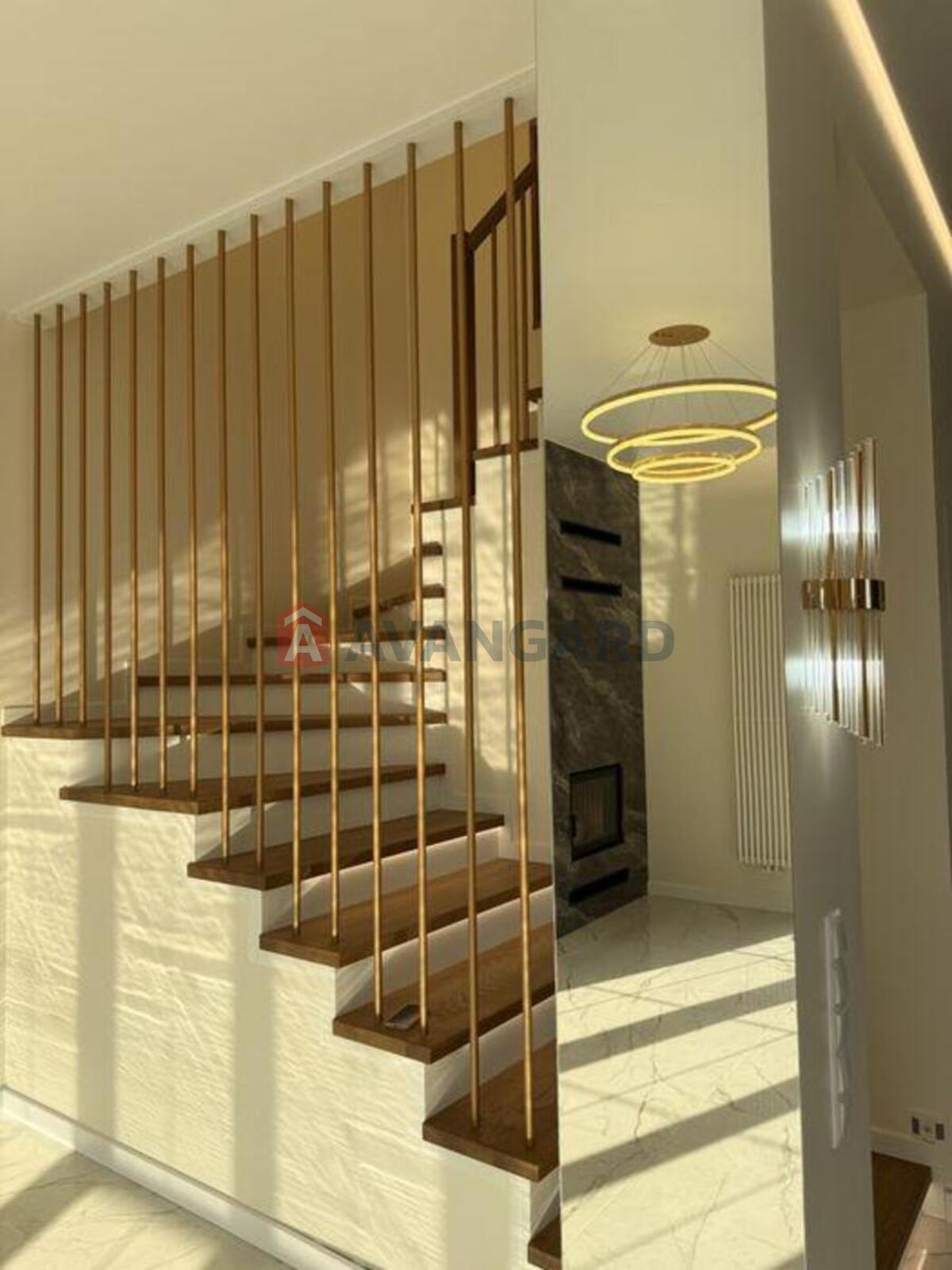 150 ��.�. ���� 7