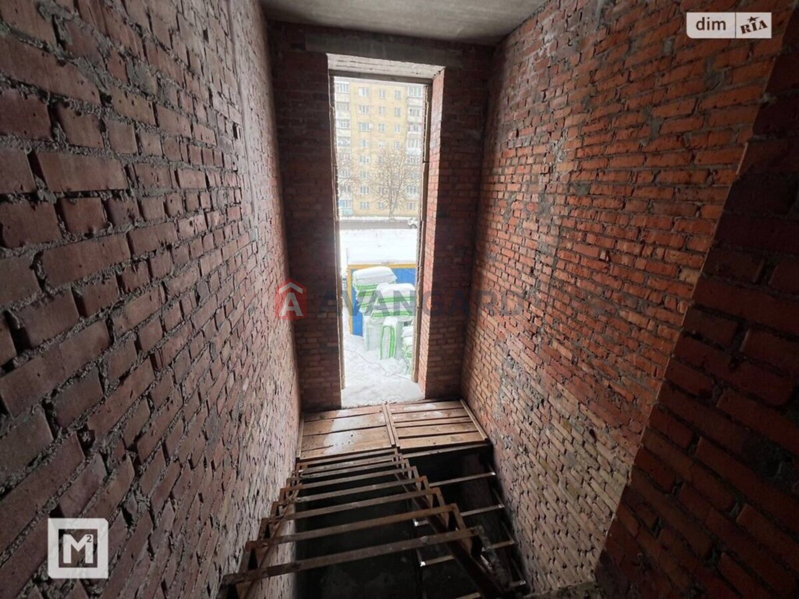 �������, 115 ��.�. ���� 19