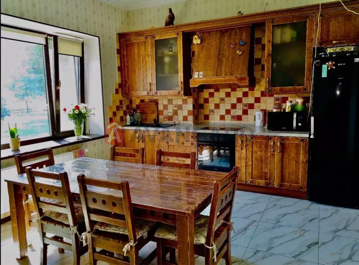 �������, 374 ��.�. ���� 6