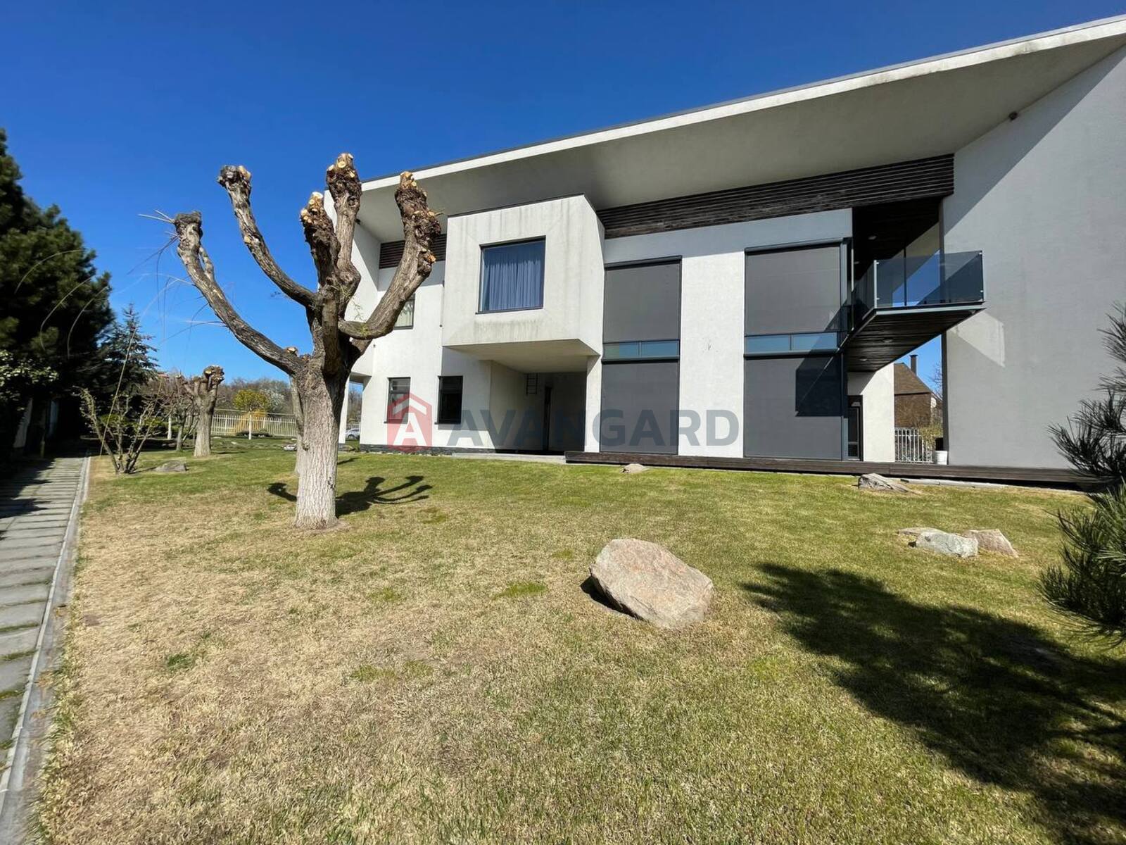 �������, 465 ��.�. ���� 1