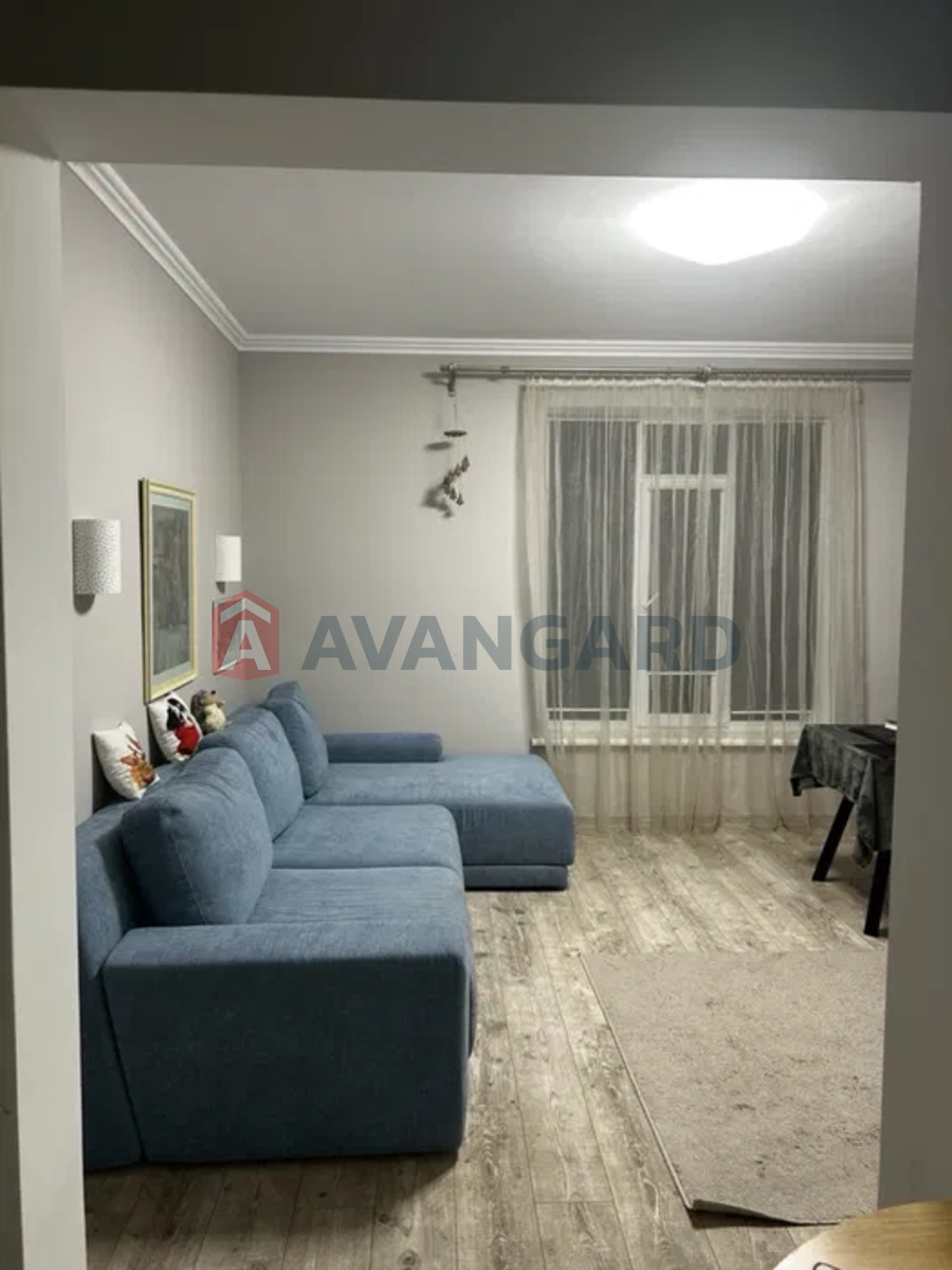 �������, 192 ��.�. ���� 8