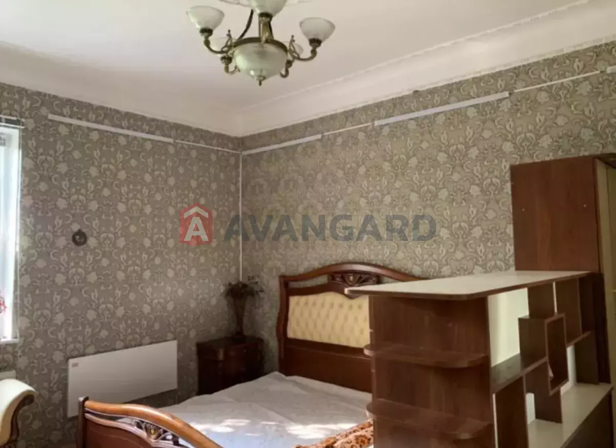 �������, 270 ��.�. ���� 19