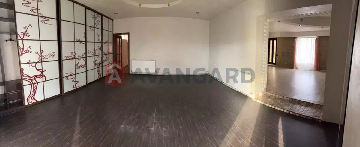 �������, 240 ��.�. ���� 11