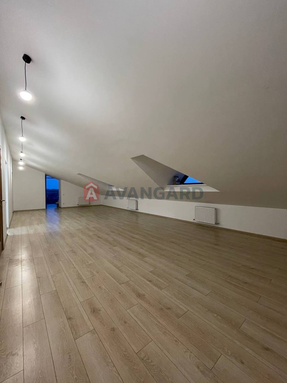 �������, 407 ��.�. ���� 16