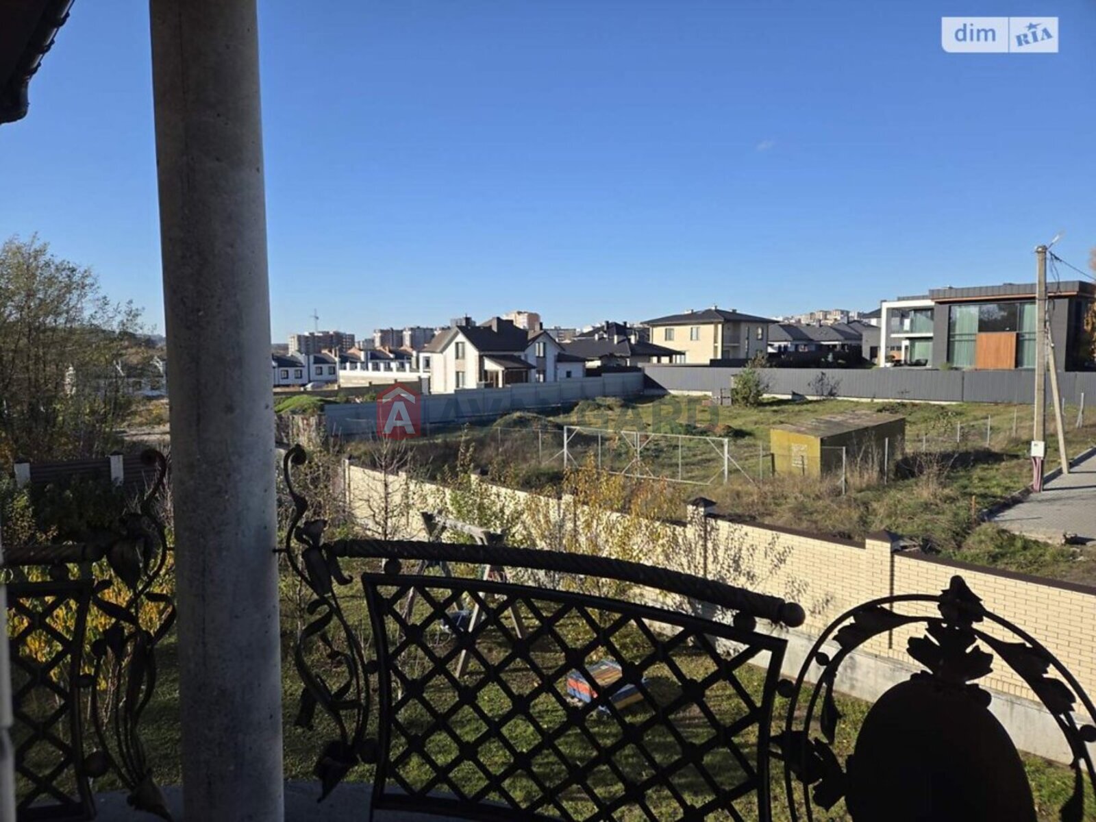 �������, 375 ��.�. ���� 29