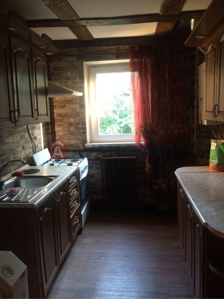 �������, 121 ��.�. ���� 7