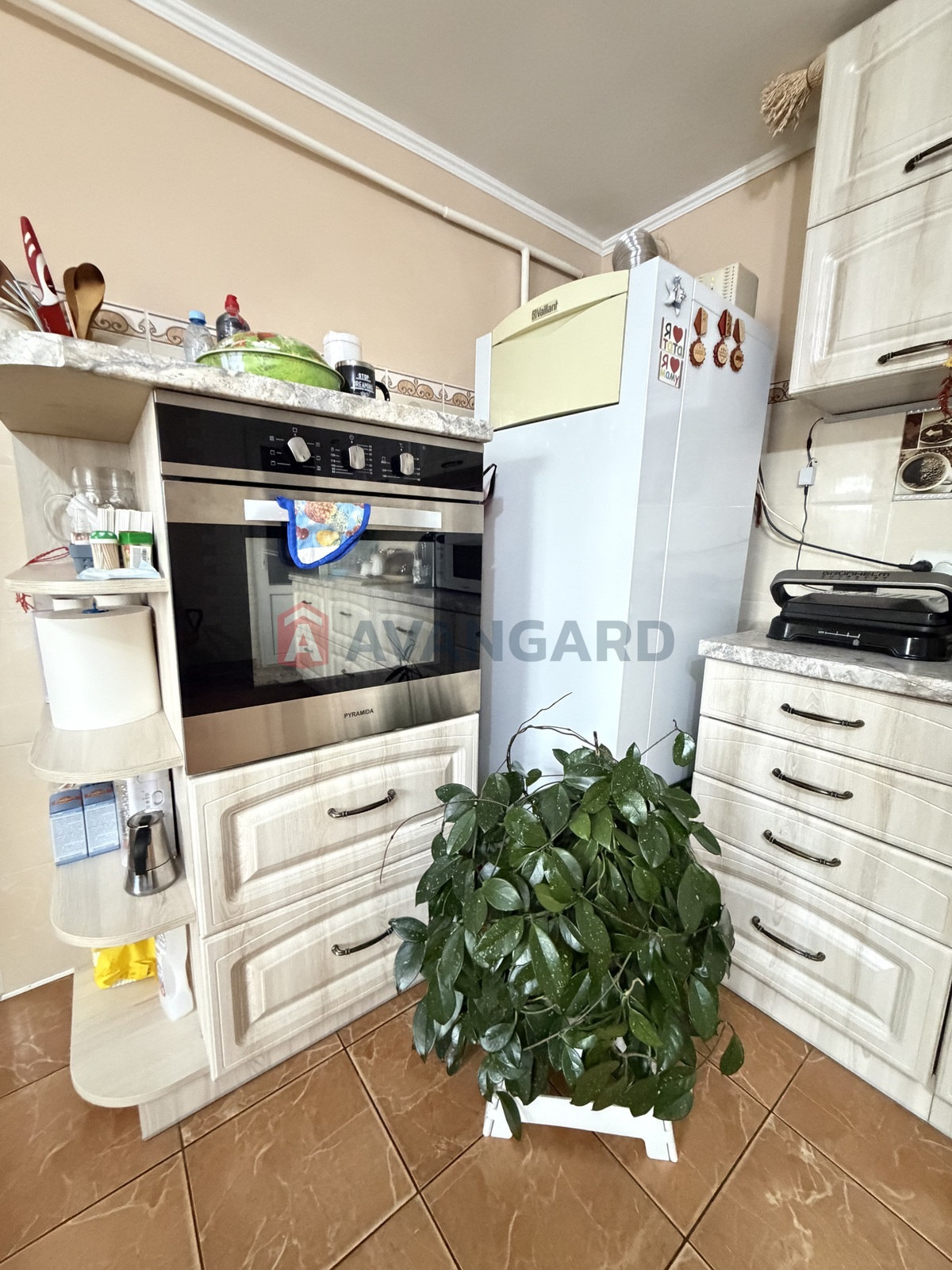 ���, 172 ��.�. ���� 14