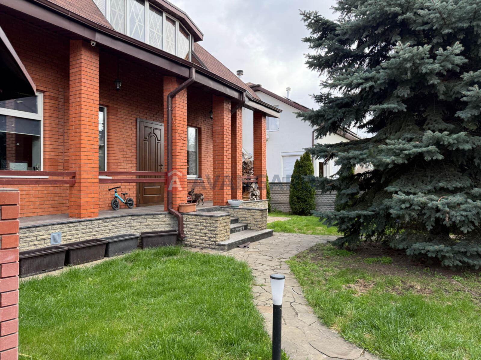 �������, 240 ��.�. ���� 3