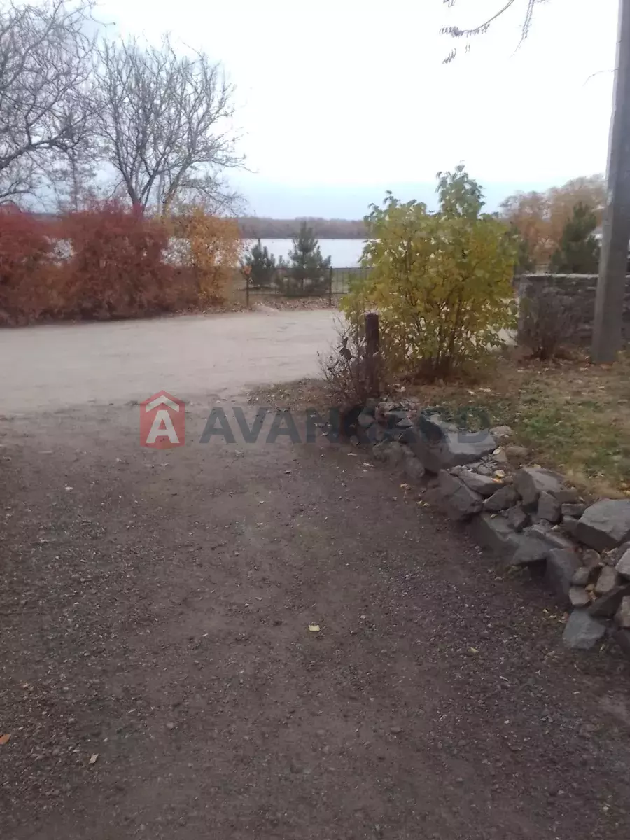 �������, 100 ��.�. ���� 3