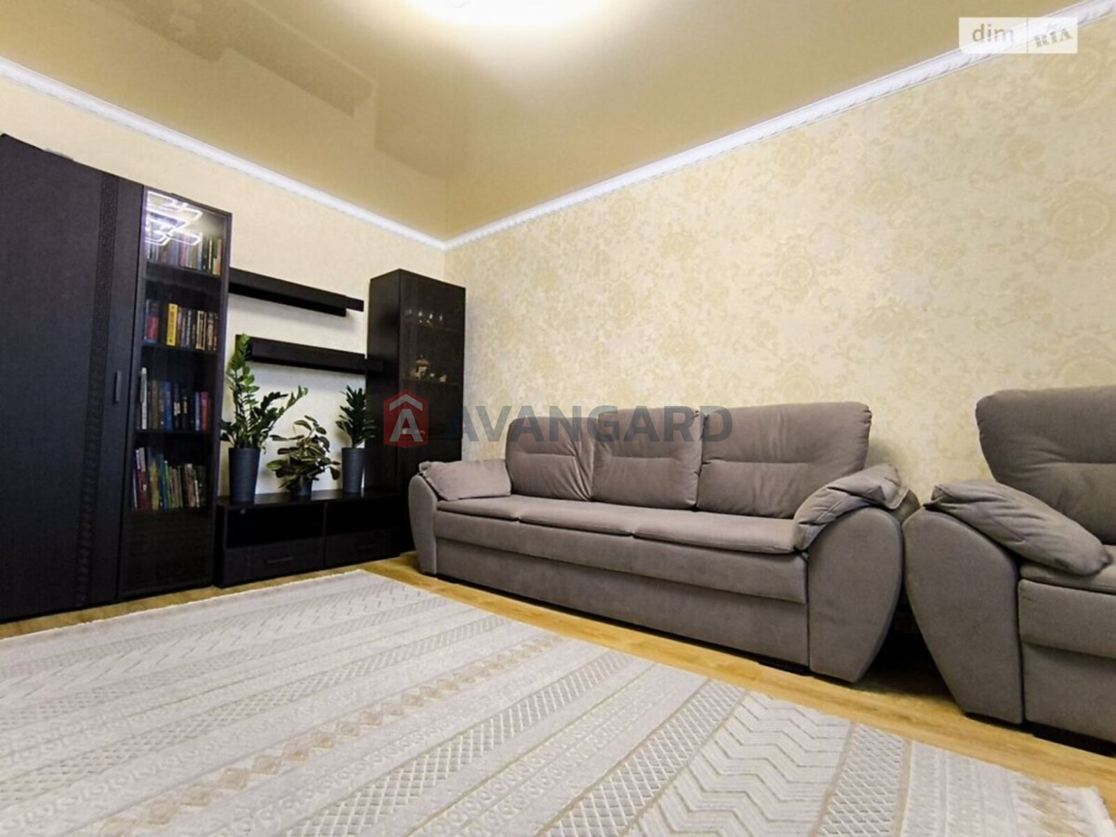 ������� �������, 80 ��.�. ���� 24