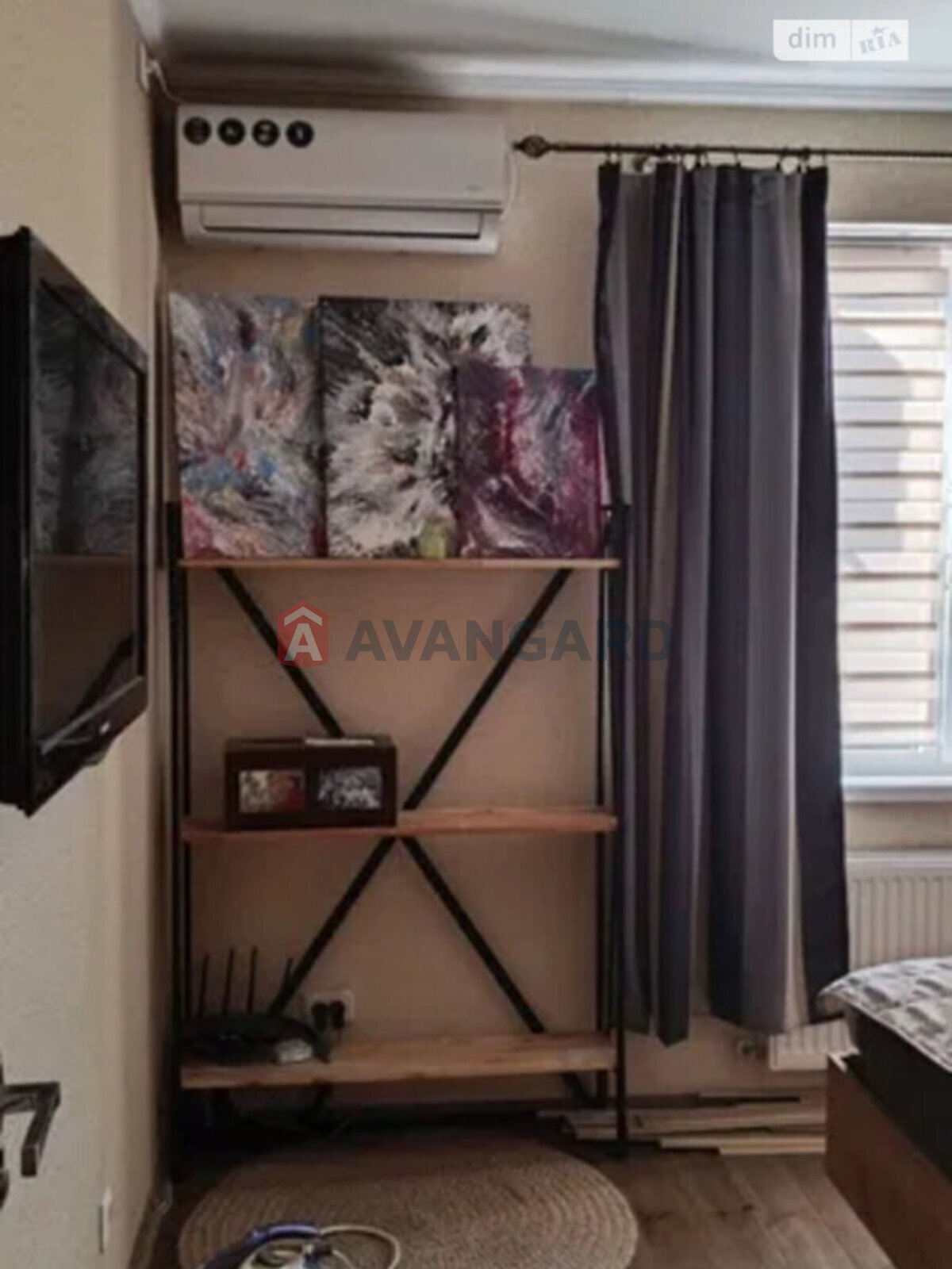 ��������, 77 ��.�. ���� 10