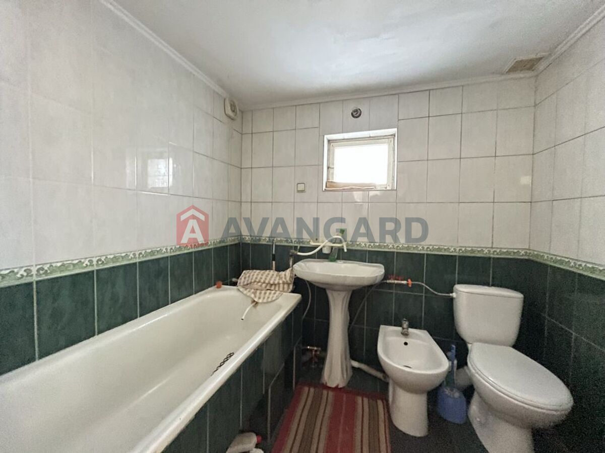 �������, 82 ��.�. ���� 1